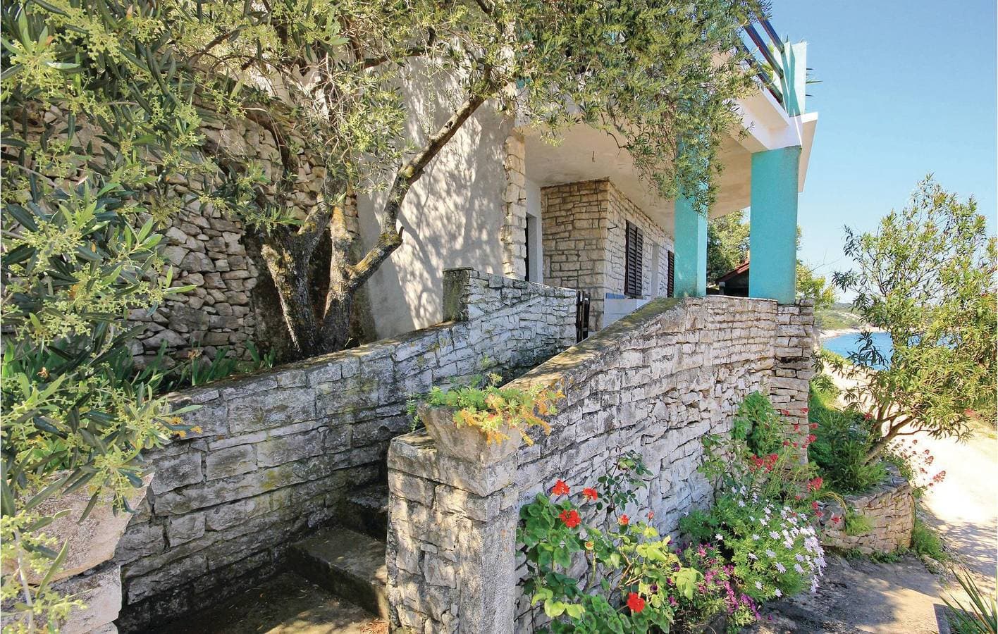 Foto 12 von 26: Gemütliche Wohnung am Wasser mit Terrasse, Parkplatz und in Küstennähe