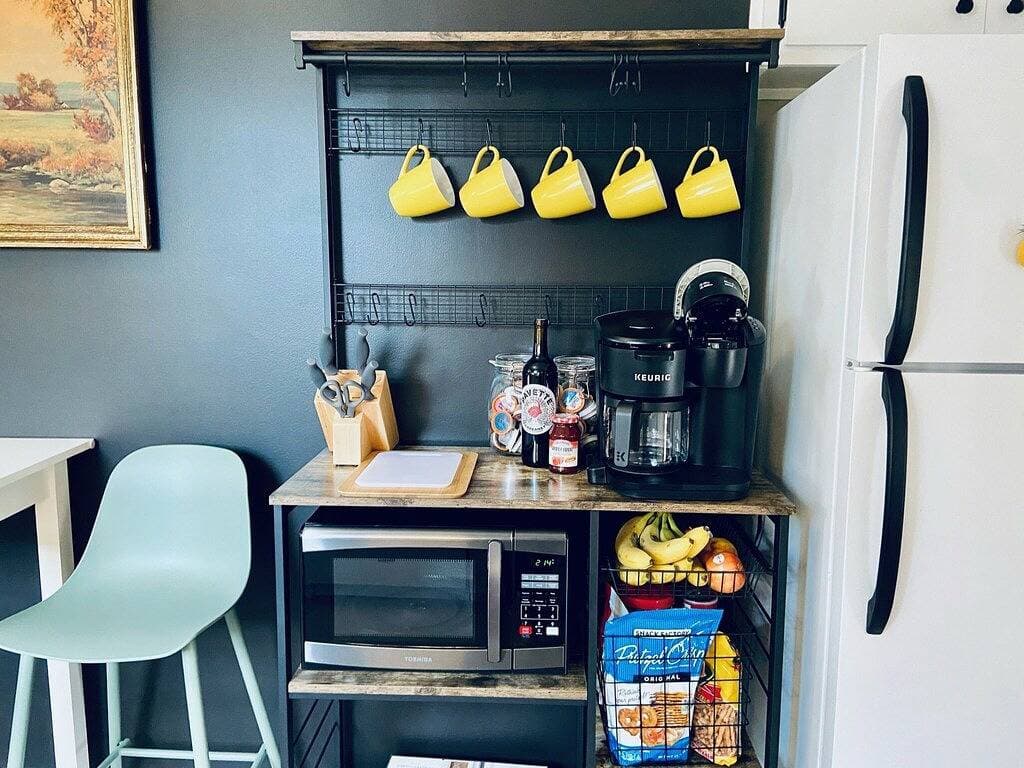 Foto 7 von 27: Little Yellow House in Ferndale! Quiet, Cozy 3Br
