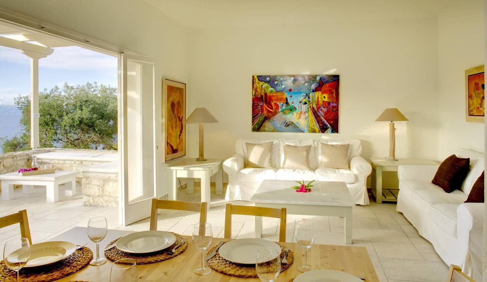Foto 6 von 32: Beautiful Family Villa with Sea Views & Shaded Terraces near Beach
