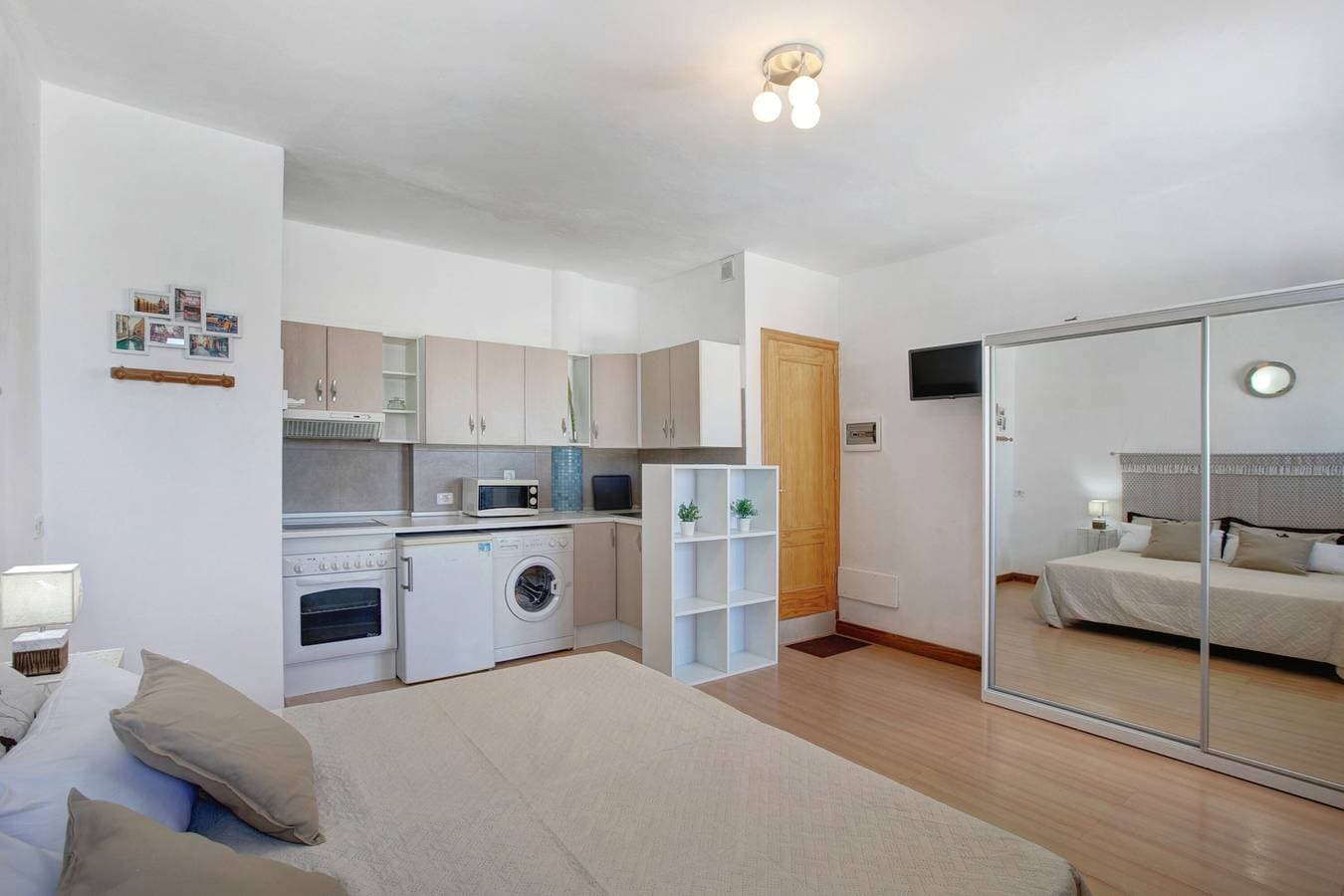 Foto 5 von 23: Ferienstudio 'Estudio 4 Costa Adeje' mit Meerblick, Gemeinschaftspool und WLAN