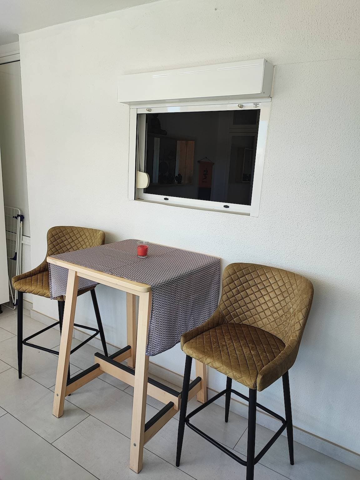 Foto 3 von 16: Ferienwohnung 'Exelsior' mit Meerblick, Gemeinschaftspool und WLAN