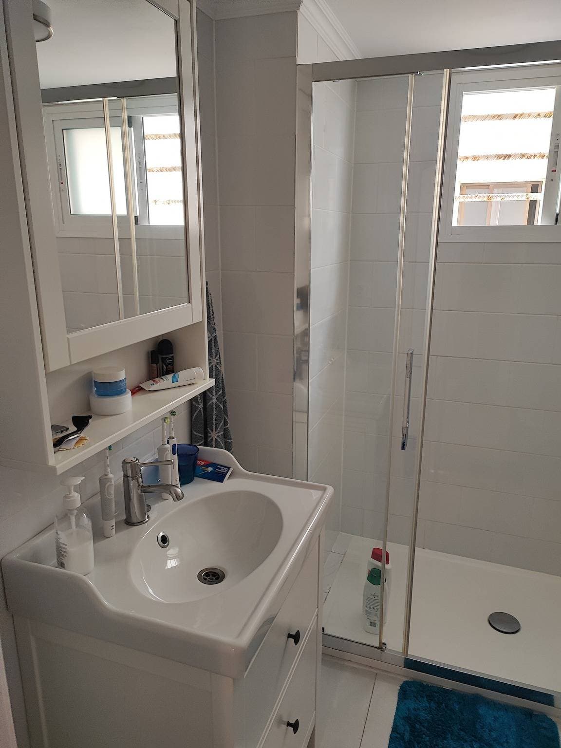Foto 10 von 16: Ferienwohnung 'Exelsior' mit Meerblick, Gemeinschaftspool und WLAN