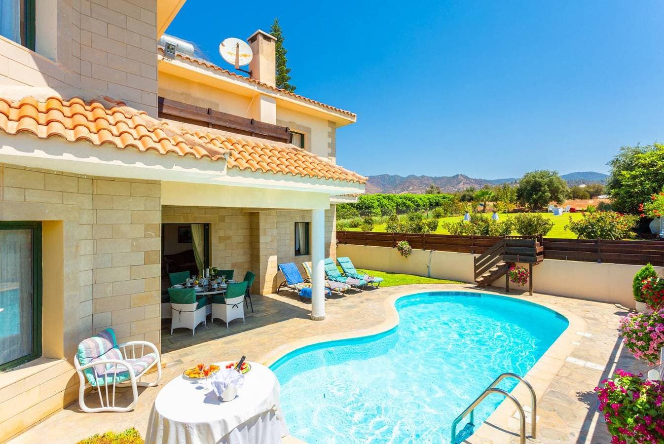Foto 4 von 50: Villa für 7 Personen mit Garten