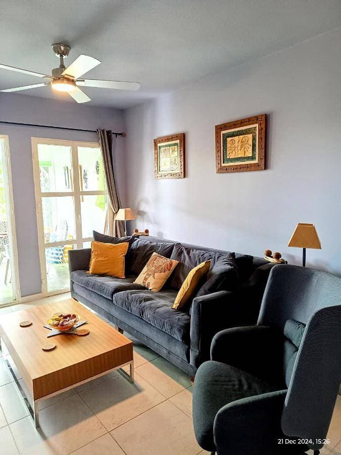 Foto 5 von 41: Two-Bedroom Apartment