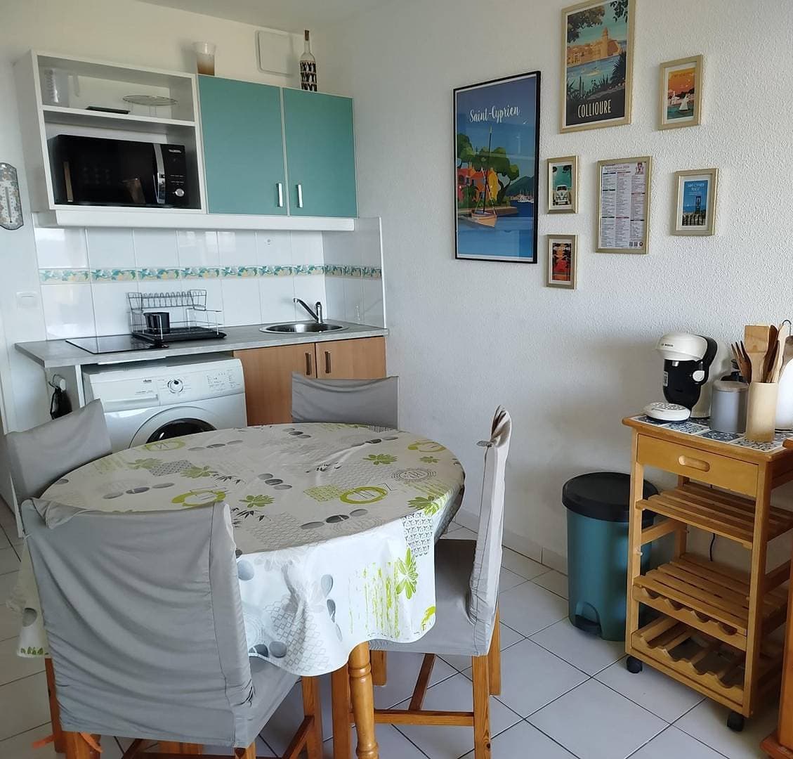 Foto 4 von 28: Splendid sea view for this T2 in residence with swimming pool