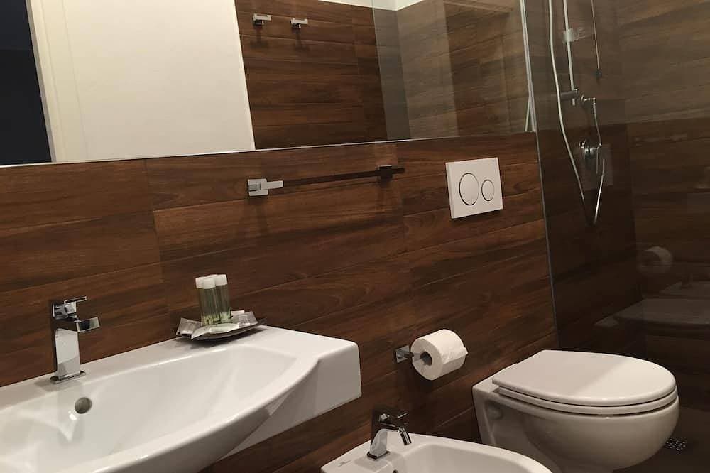 Foto 9 von 15: Zimmer 'Camera Matrimoniale Monica' mit WLAN und Klimaanlage