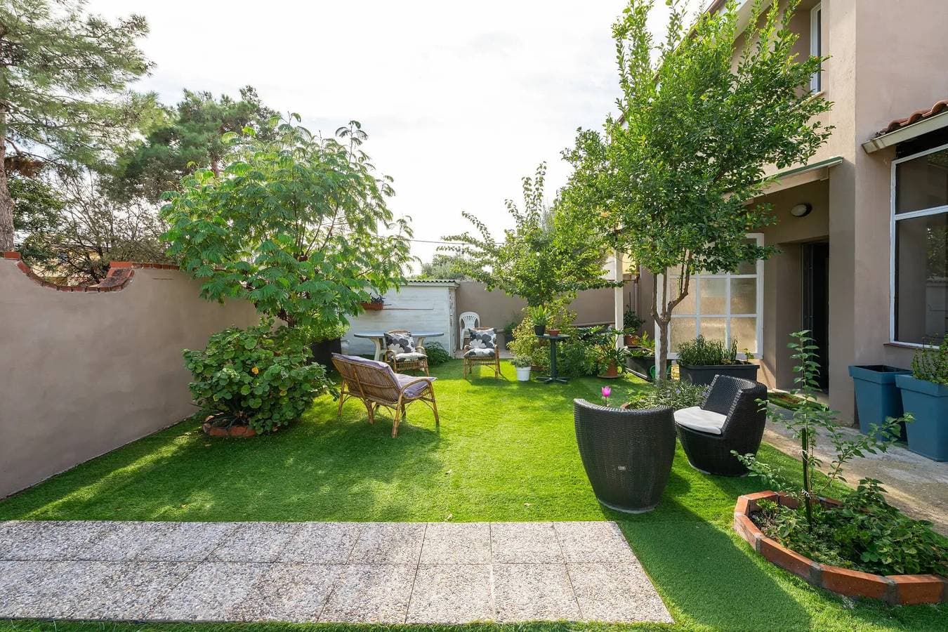 Foto 5 von 23: Zimmer 'Luxi Noa Studio' mit gemeinsamer Terrasse, WLAN und Klimaanlage