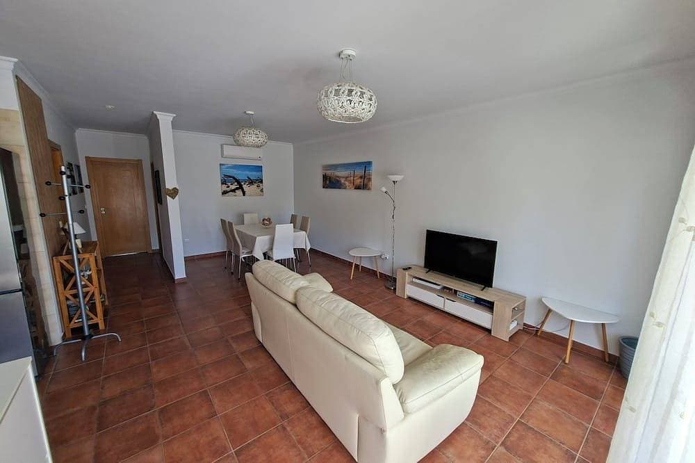 Foto 8 von 30: Charming 2-bedroom apartment in Santa Luzia with AC