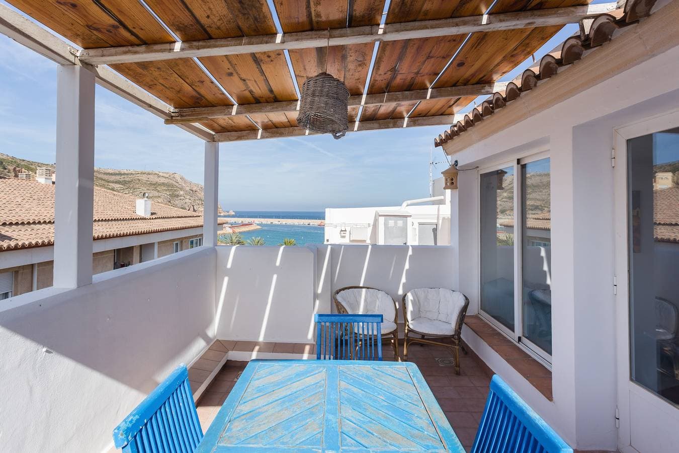 Foto 2 von 25: Ferienwohnung 'Ático Jávea Puerto' mit Meerblick, privater Terrasse und WLAN