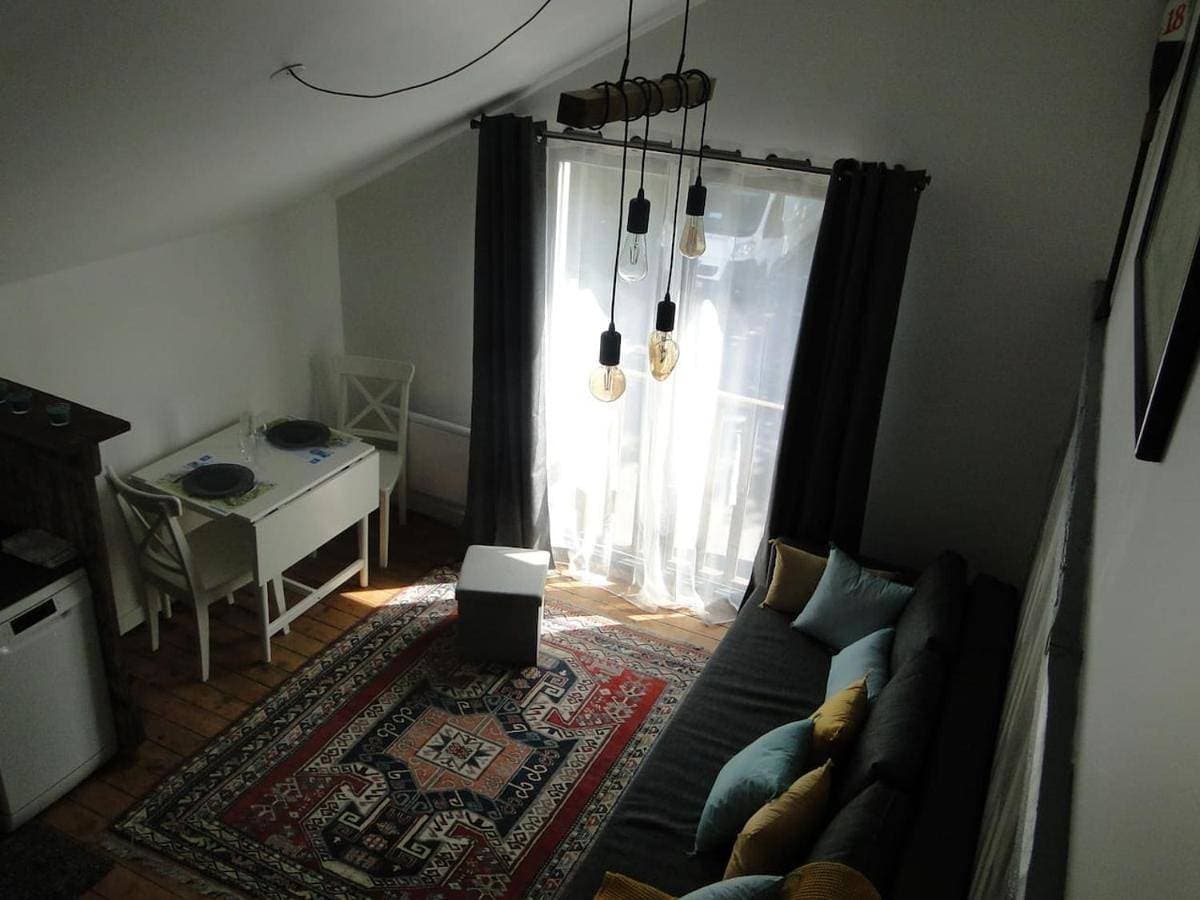 Foto 3 von 8: Two-Bedroom Apartment