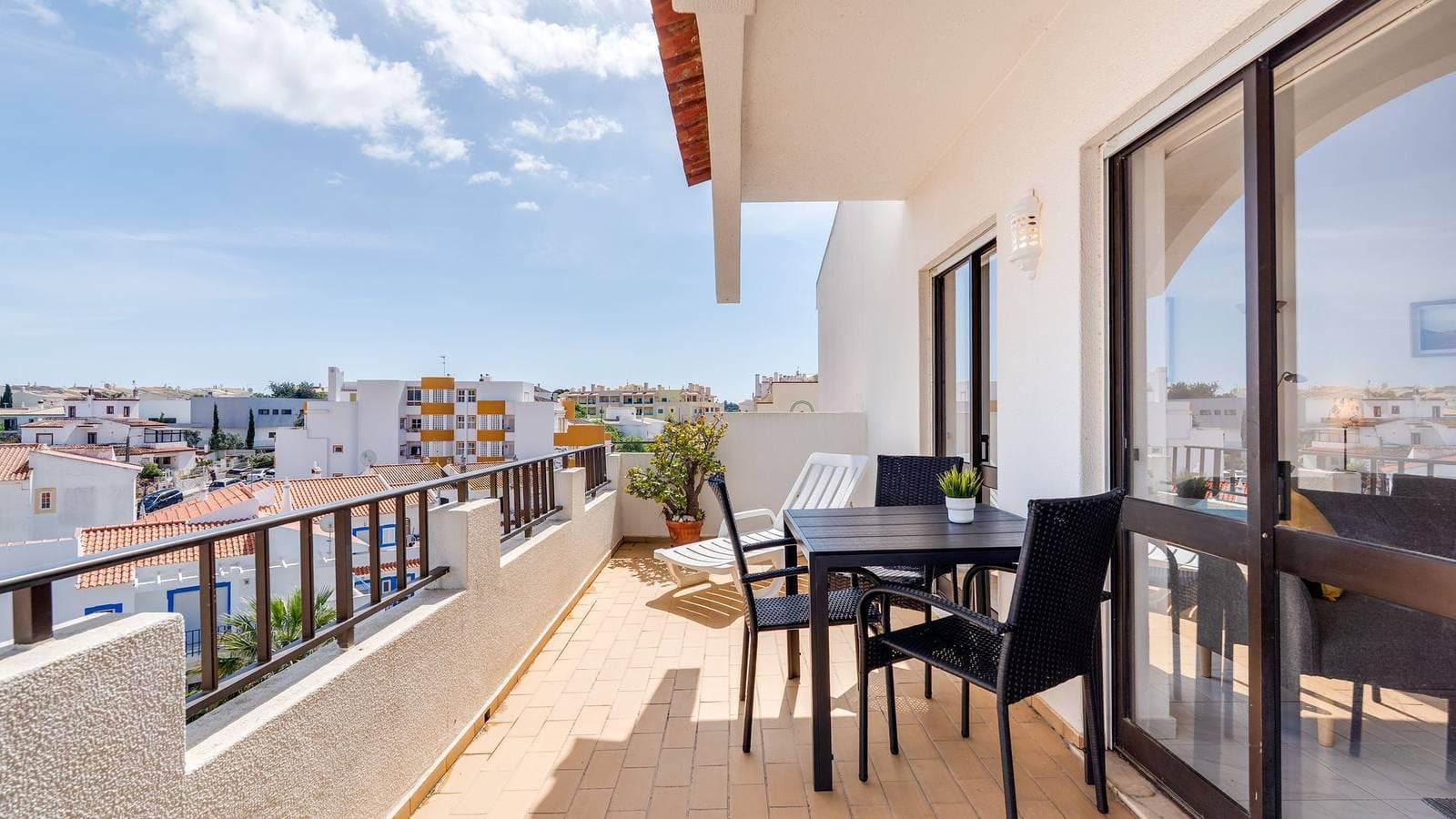 Foto 11 von 30: Ferienwohnung für 3 Personen mit Balkon