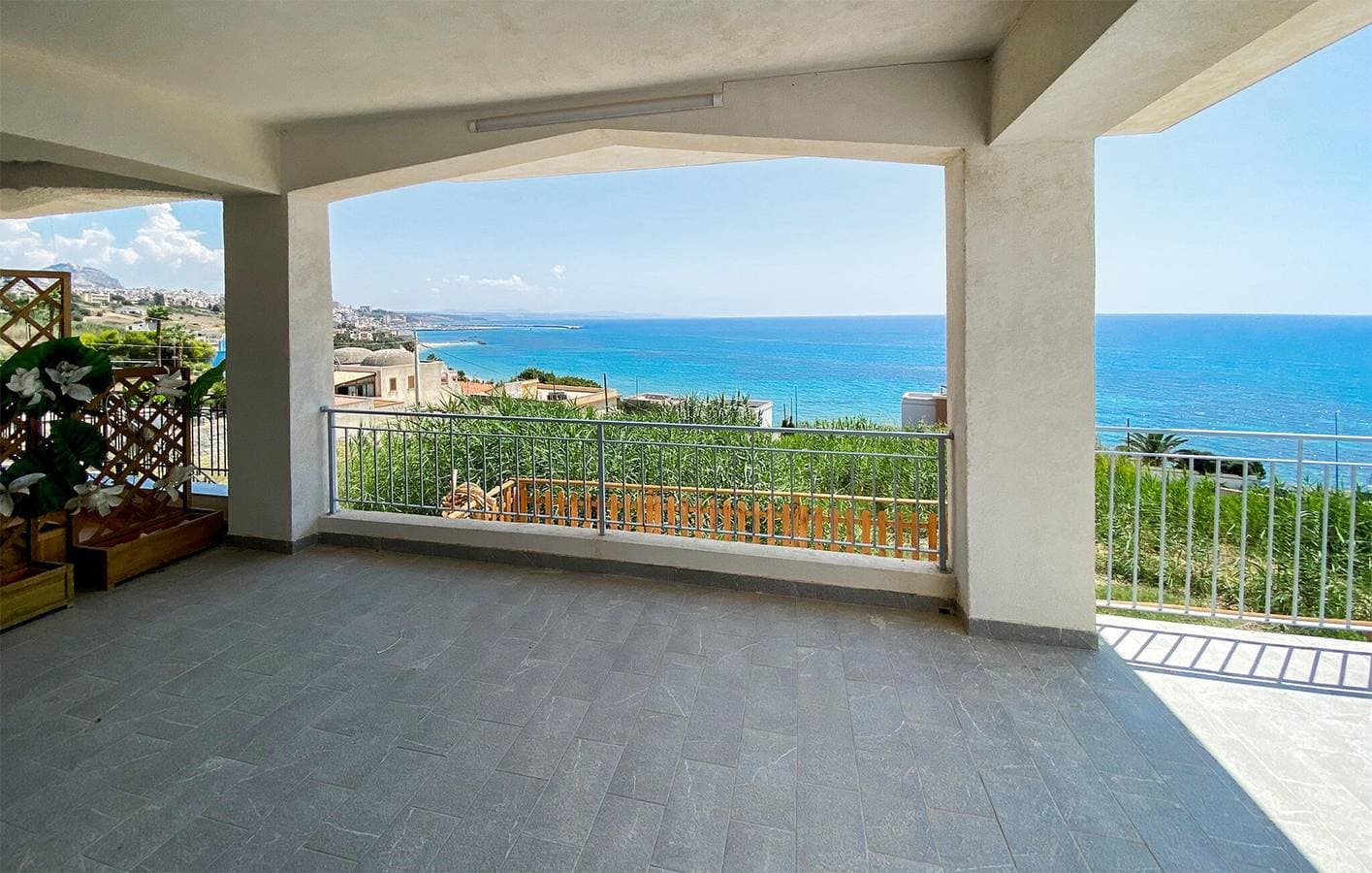 Foto 5 von 24: Appartement mit Meerblick, AC, Parkplatz, Terrasse und Küche - 700m zur Spiaggia Foggia