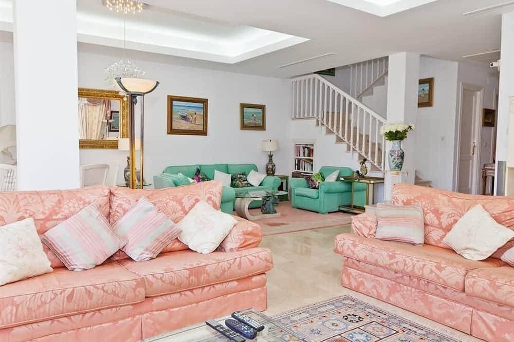 Foto 11 von 24: Schöne Familienvilla mit Pool direkt am Meer, Gegenüber Nikki Beach in der Nähe von Don Carlos