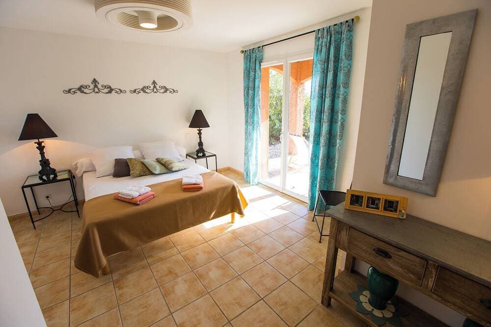 Foto 2 von 30: Villa Fanny - Private Pool and Spa in Joyeuse, Ardèche. Ideal for families!