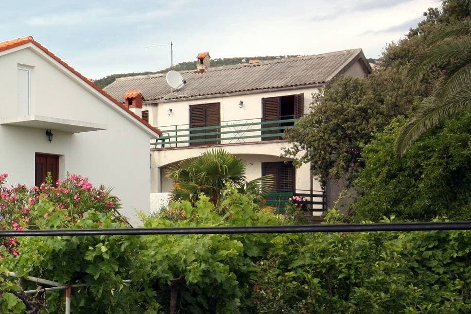 Foto 5 von 39: 1-Zimmer-Ferienwohnung mit Terrasse Banjol, Rab A-4968-b