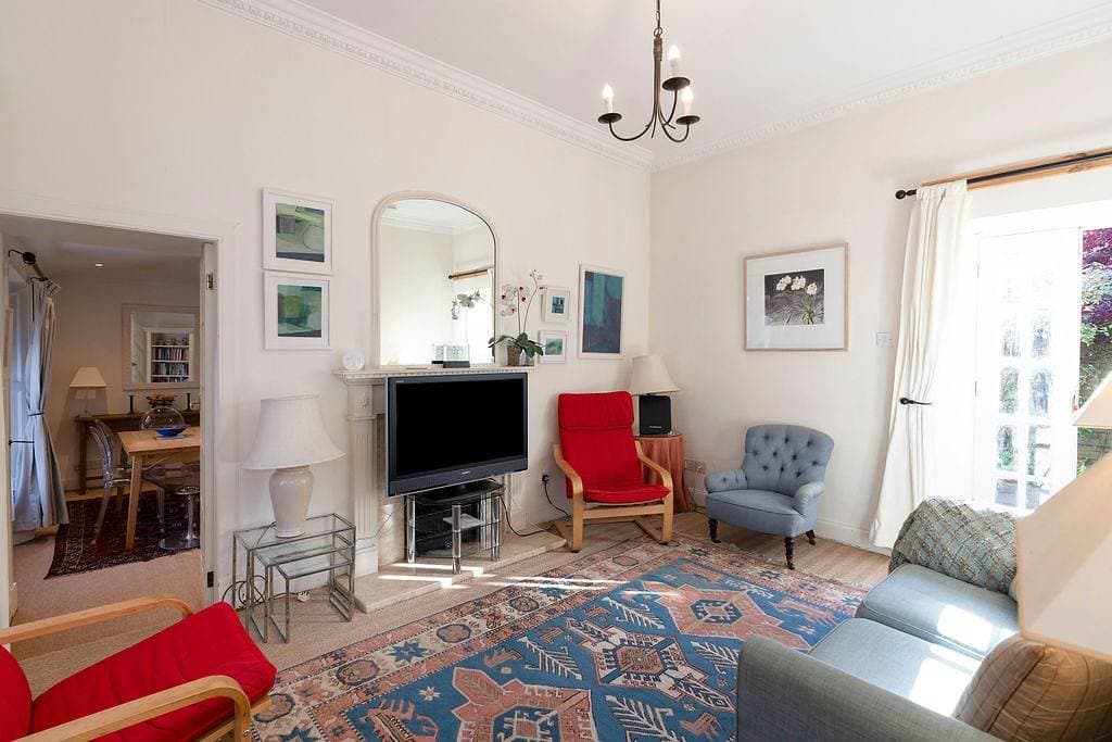 Foto 6 von 38: GuestReady - Peaceful 2Br near Holyrood Park