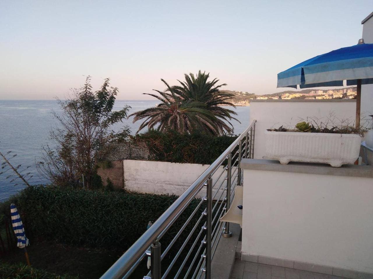 Foto 10 von 14: King Room with Sea View