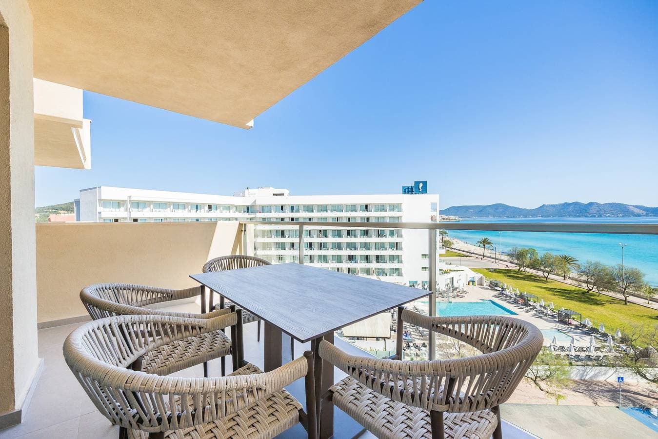 Foto 2 von 28: Ferienwohnung direkt am Meer in Cala Millor – Mallorca