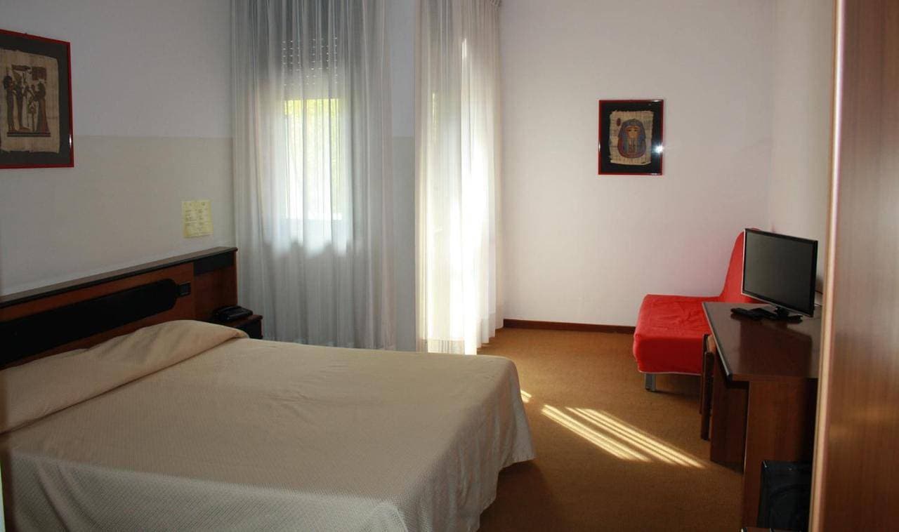 Foto 6 von 6: Triple Room