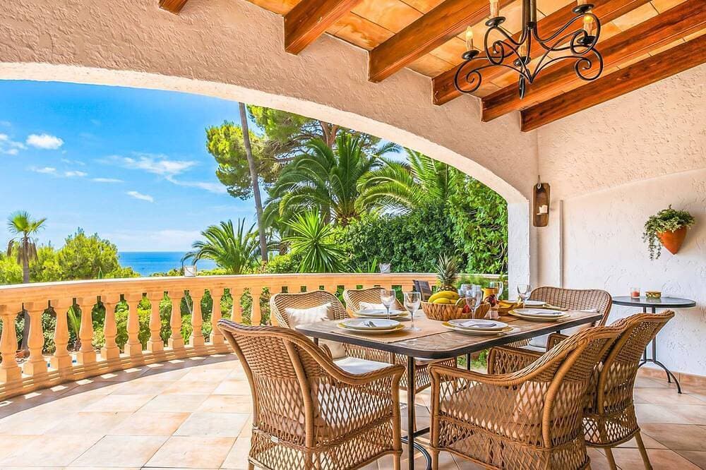 Foto 9 von 30: Mediterranes Ferienhaus mit schönem Meerblick in Costa de la Calma auf Mallorca
