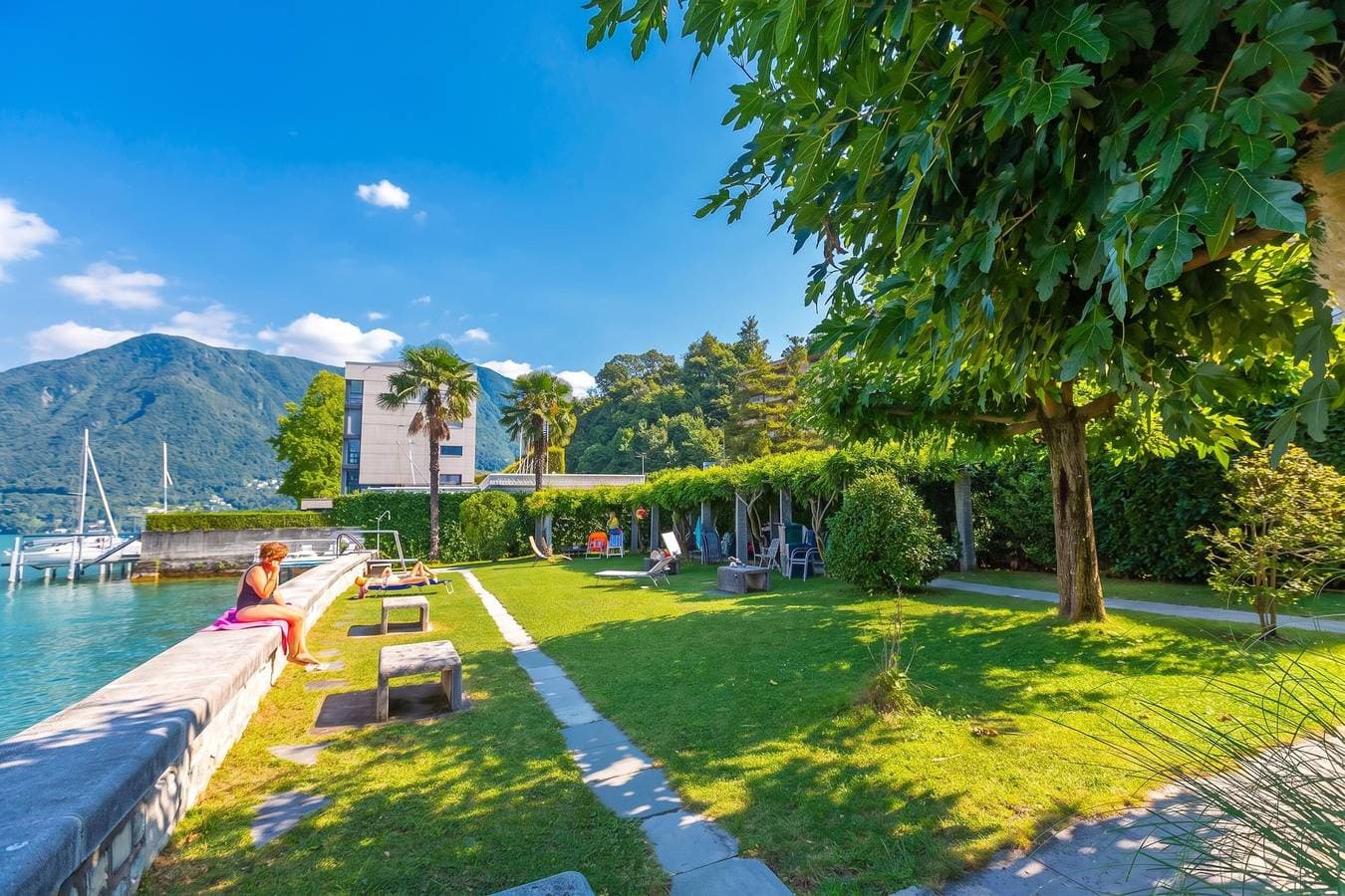La Perla Sul Lago - Studio with Balcony View 1