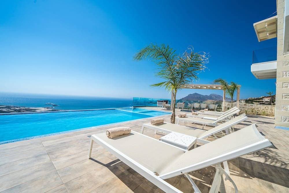 Luxury Villa with a Miraculous View 1