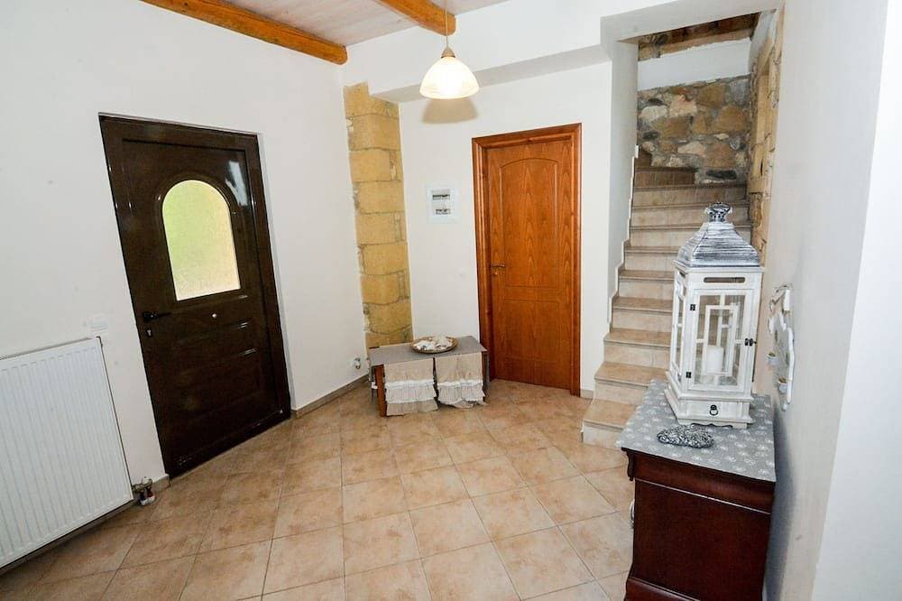 Foto 11 von 30: Charmante Villa mit Panoramablick auf das Meer, 1,5 km von den Stränden entfernt, privater Pool.