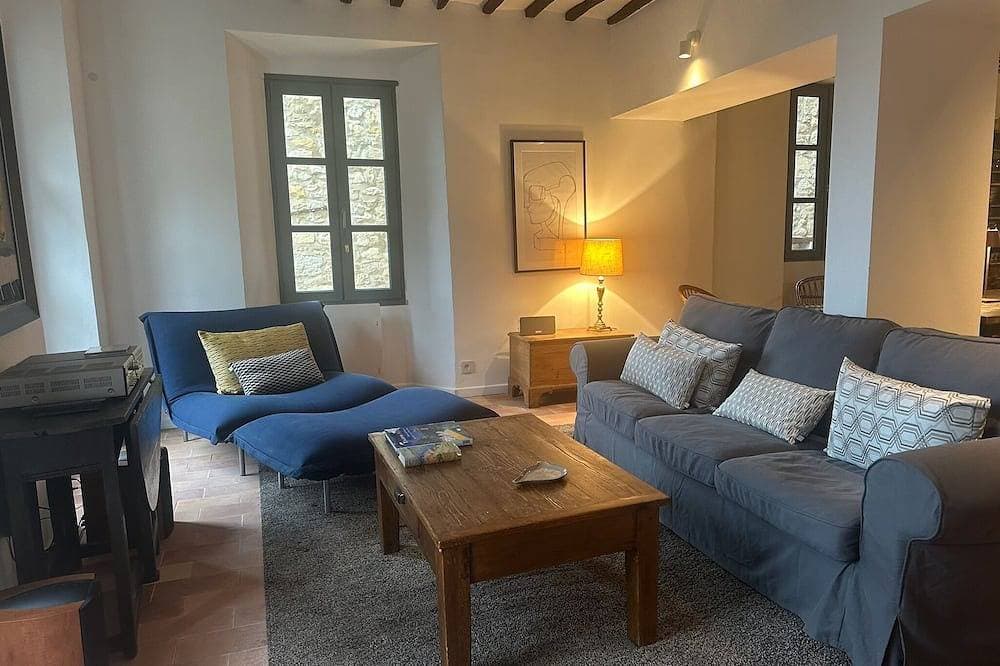 Foto 5 von 9: Charming And Luxurious Apartment