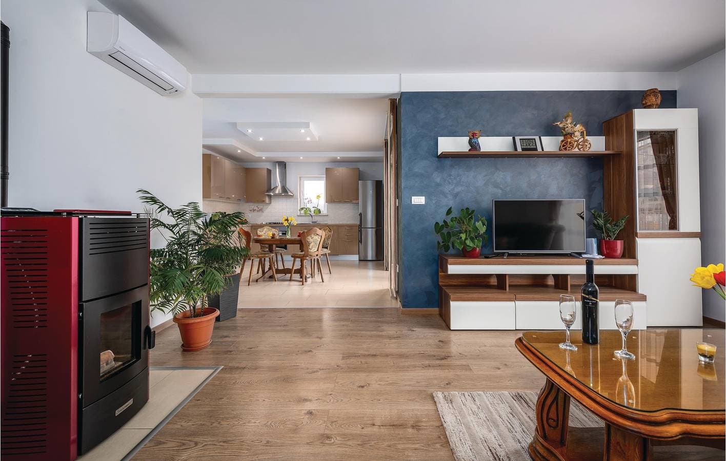 Foto 5 von 34: Gemütliche 137 m² große Wohnung mit Terrasse, WLAN und Parkplatz in der Nähe von Sehenswürdigkeiten