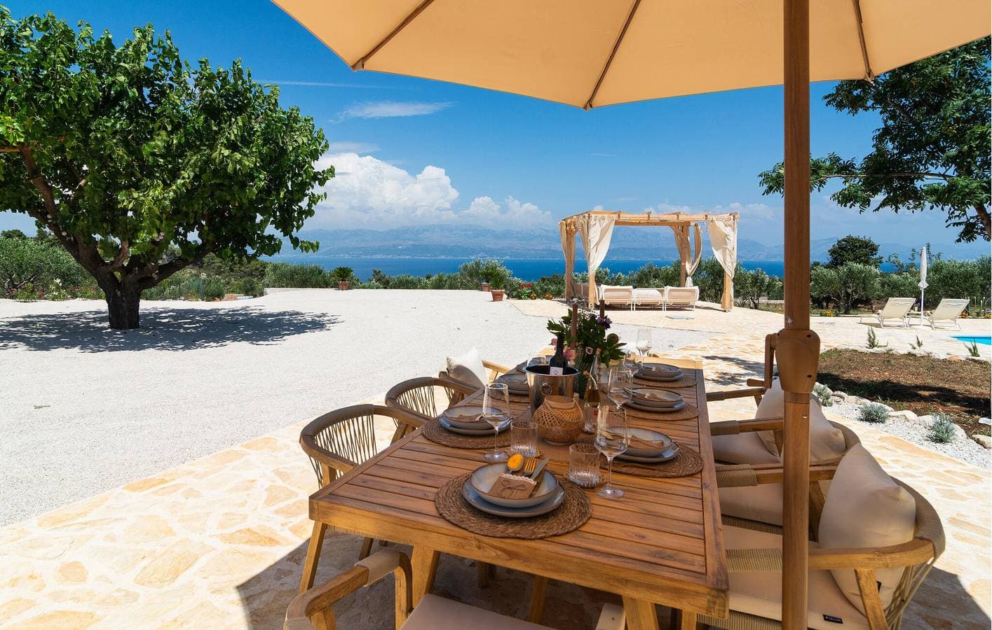 Foto 4 von 30: Gemütliches Apartment mit Meerblick, Pool, Terrasse und WLAN – 1,5 km vom Strand entfernt