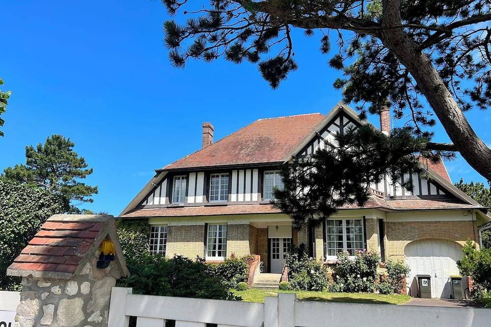 Villa spacieuse à Dieppe, 3 chambres, 3 salle de bains, jardin fleuri 1