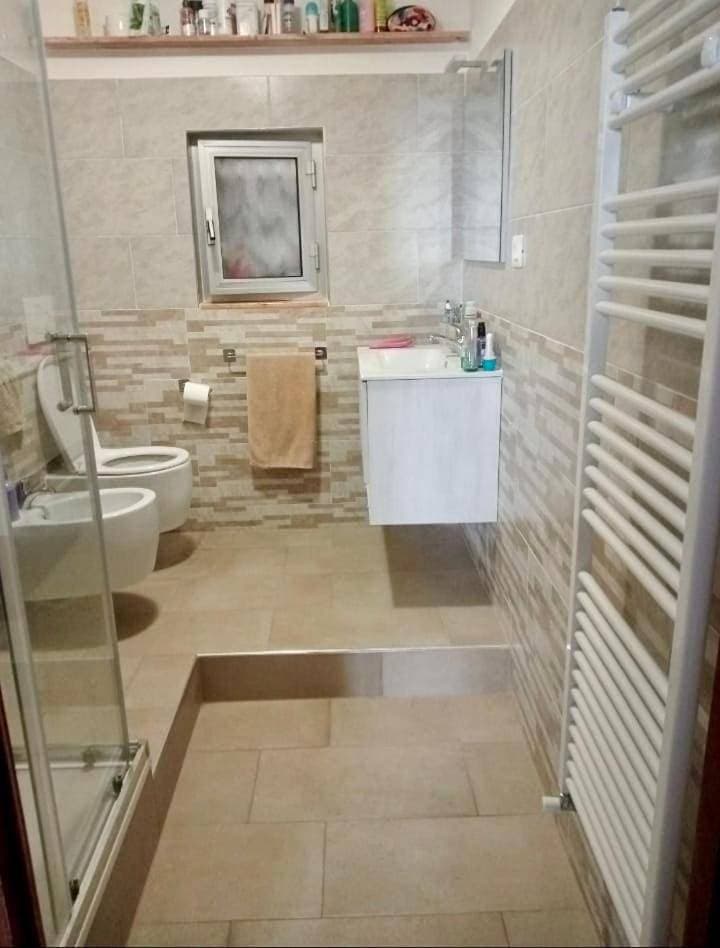 Foto 7 von 31: Double or Twin Room with Shared Bathroom