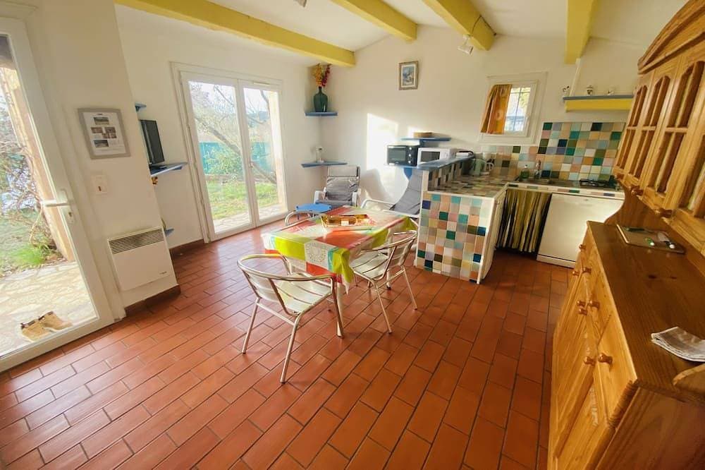 Foto 13 von 23: Vermietung, Haustiere Akzeptiert, Swimmingpool, Parkplatz, Privater Garten, WIFI