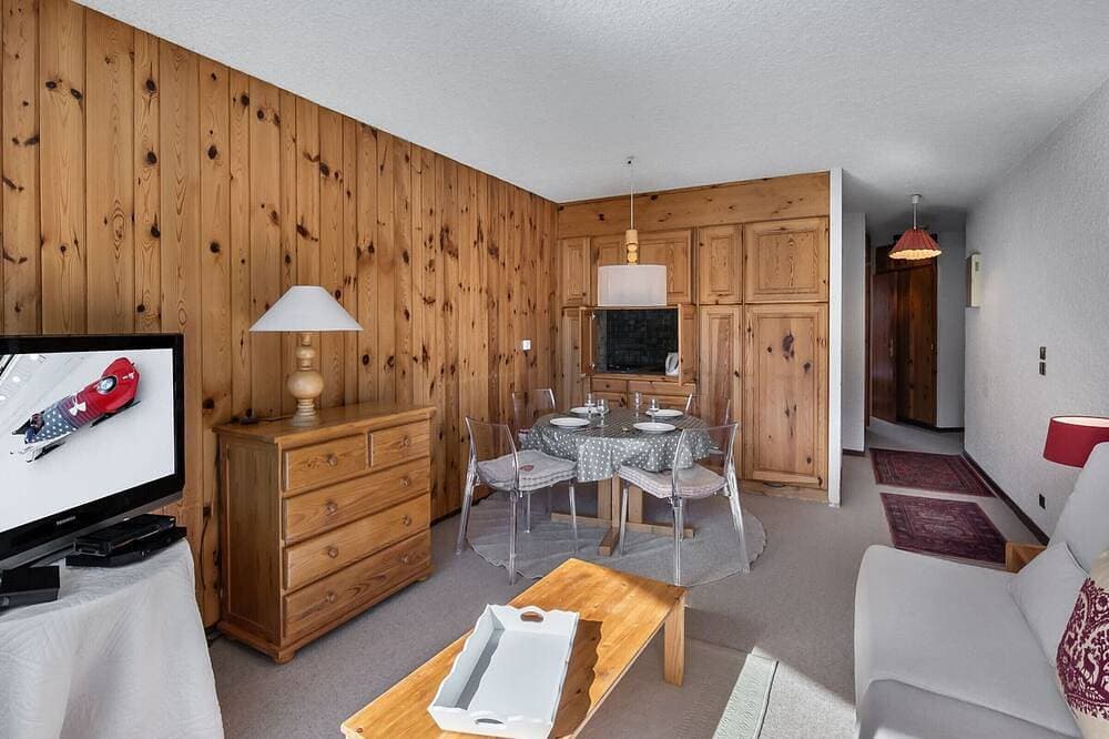 Foto 5 von 15: Charmante Ski-in-Ski-out-Wohnung mit Südbalkon in Courchevel 1850