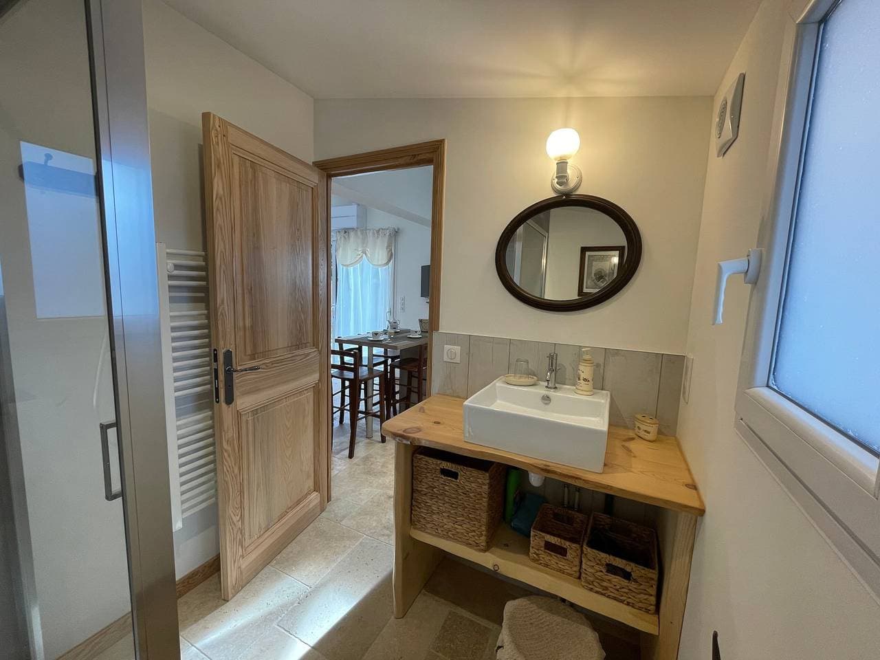 Foto 11 von 16: Ferienwohnung für 4 Personen mit Terrasse