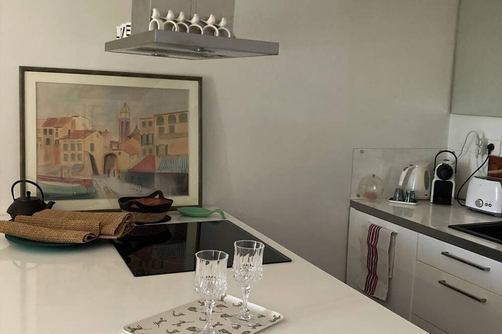 Foto 11 von 16: T3 through, ideally located, comfort, quiet, breathtaking view of Cassis