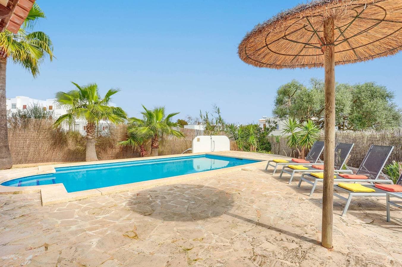 Foto 11 von 21: Villa für 6 Personen mit Garten