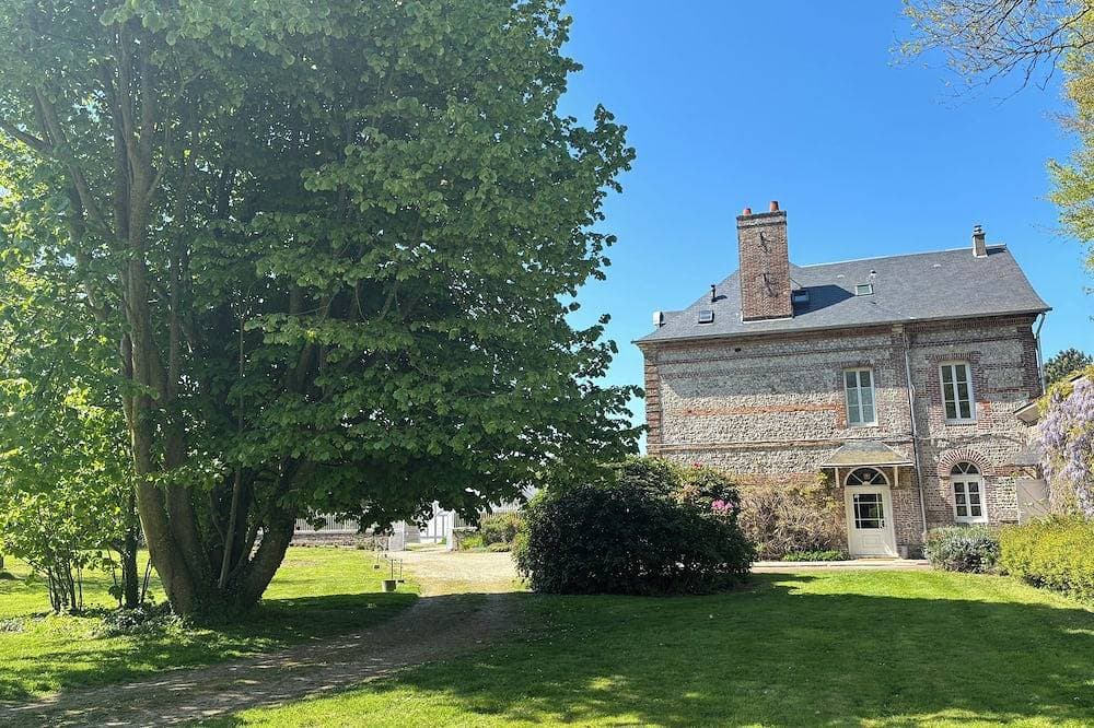 Foto 5 von 14: B&B located 3 minutes from the sea at Manoir de Conteville