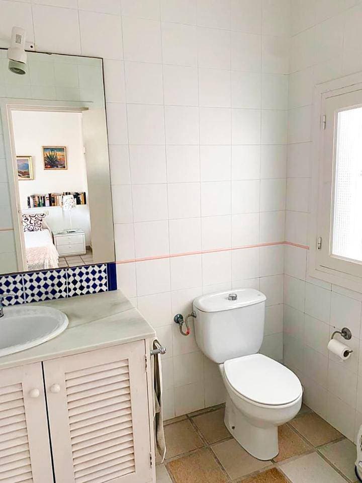 Foto 11 von 48: Three-Bedroom House