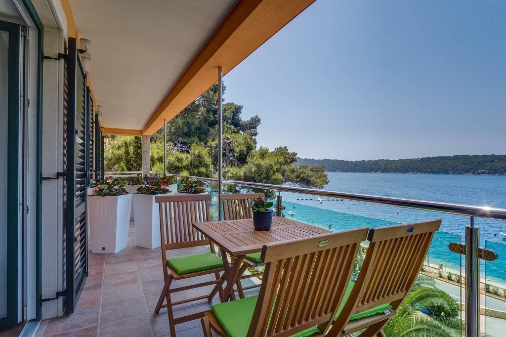 Ferienwohnung in Mali Lošinj mit Meerblick, Balkon, Klimaanlage, W-Lan (4896-2) 1