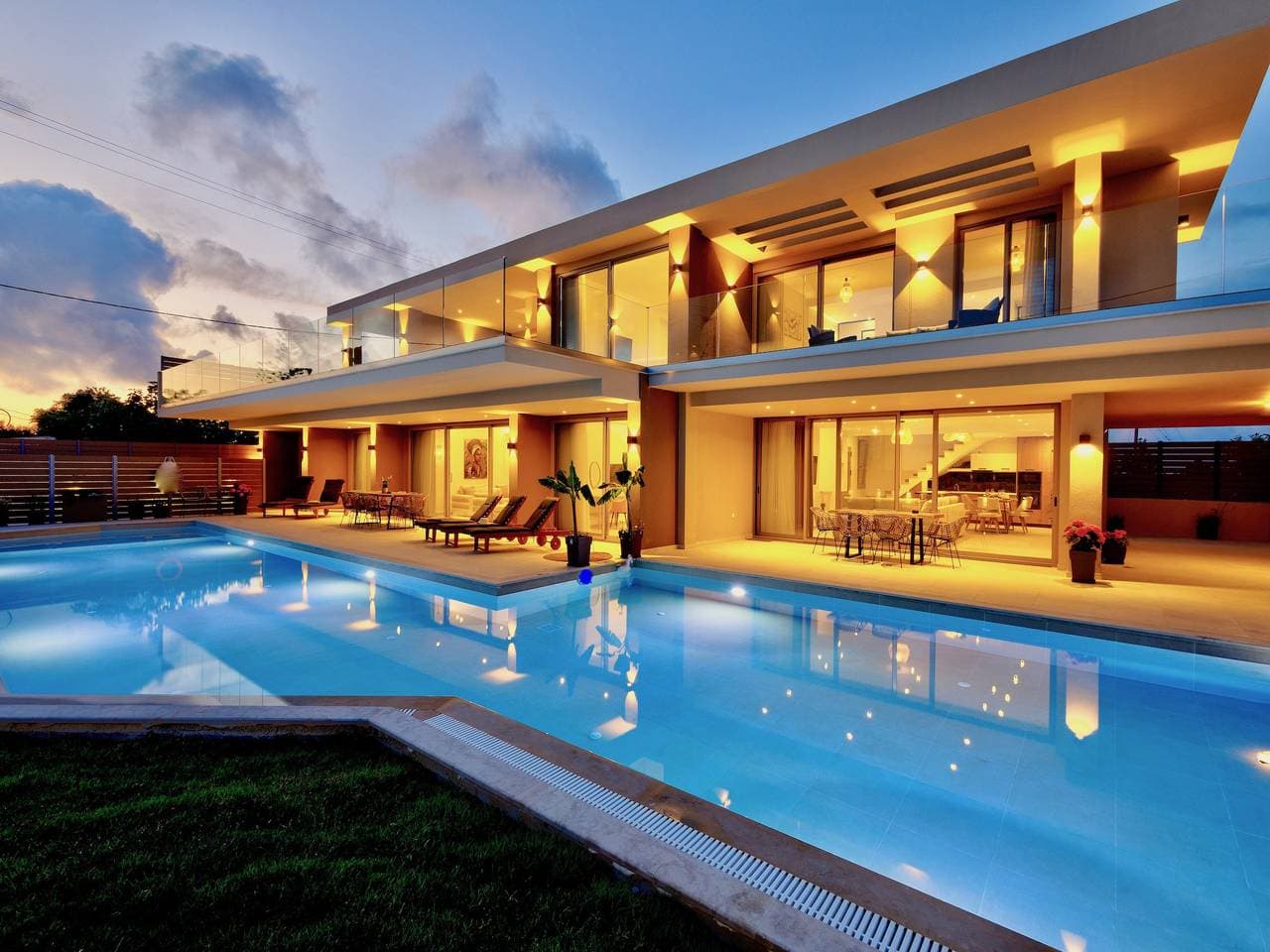 Foto 9 von 44: Afionas Aethereum Luxury Villa Concept