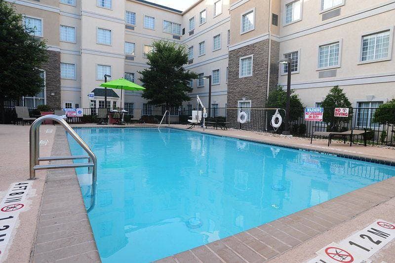 Foto 13 von 29: Hotel für 2 Personen mit Pool