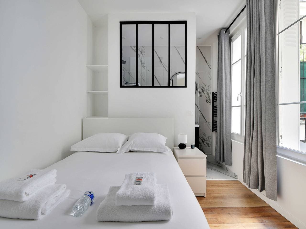 Foto 3 von 15: Charmante Wohnung -1Br-4P- Petit-Montrouge