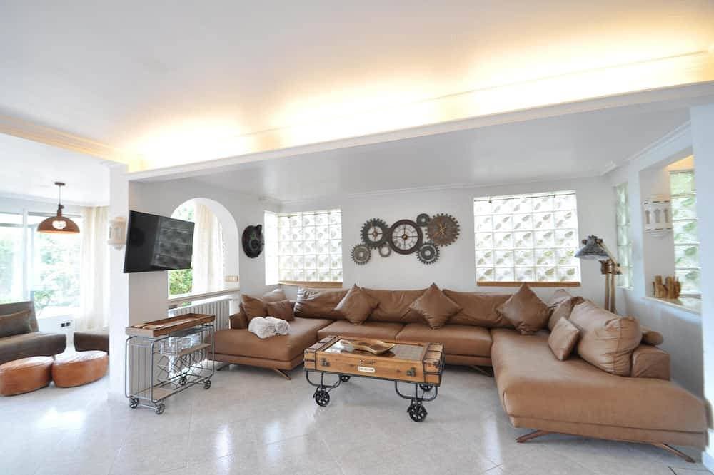 Foto 5 von 30: Ca Na Malen Wunderschönes Haus mit grossen Pool und Garten für Familien. - Kostenloses WLAN