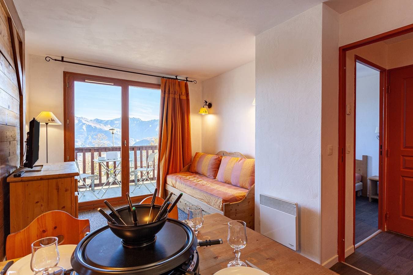 Foto 6 von 16: Ferienwohnung für 4 Personen mit Pool