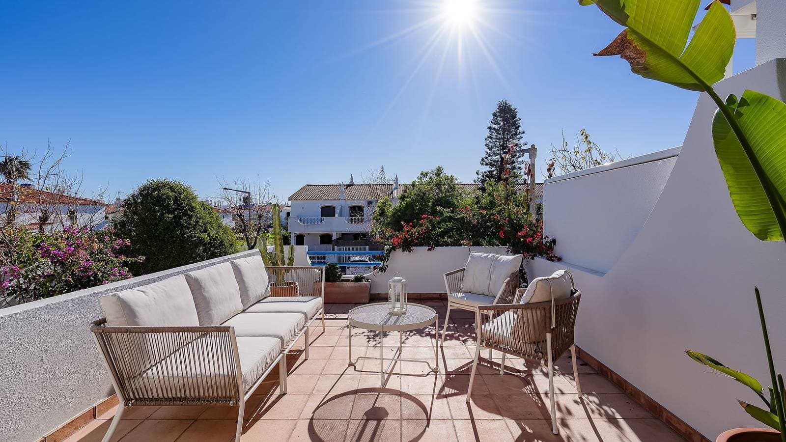 Foto 6 von 28: Vila Ramalhete W/ 3 Bdr & Balcony by LovelyStay