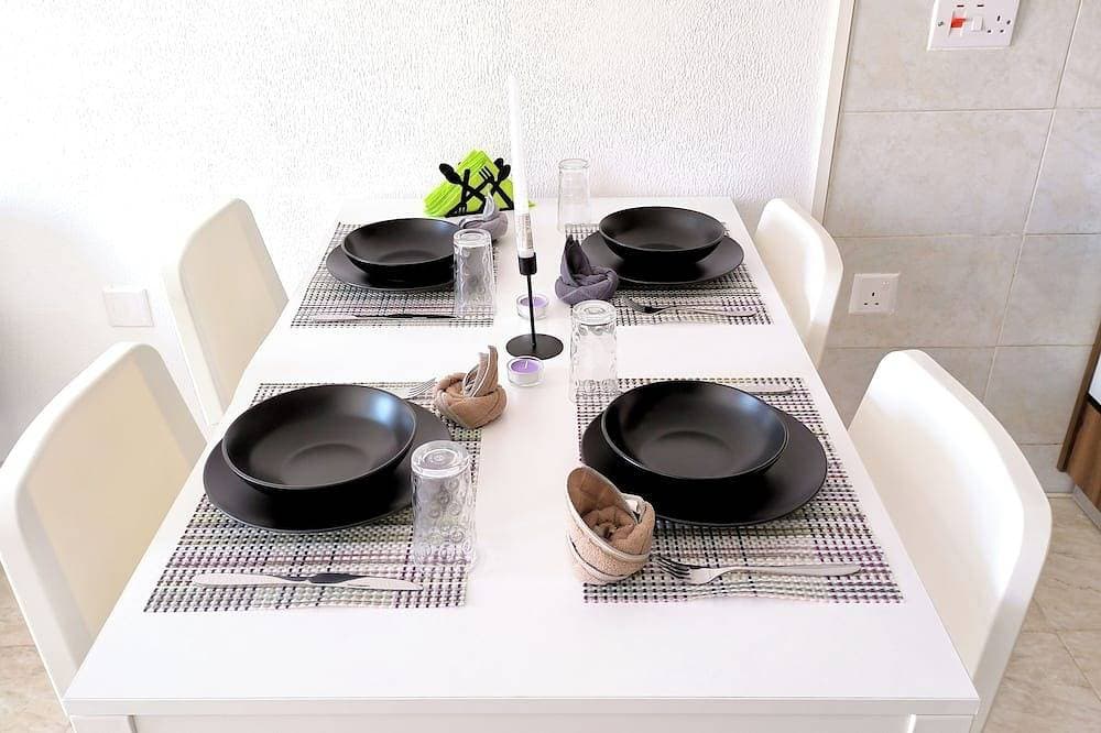 Foto 5 von 11: [Best Deal] 1-bedroom apartment, Sleep 5, in Ayia Napa Square with WiFi, AC