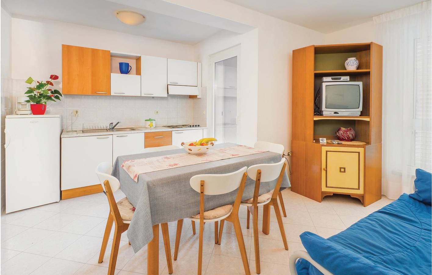 Foto 7 von 24: Gemütliche 1-Zimmer-Wohnung, 200 m vom Strand entfernt, mit Terrasse und WLAN