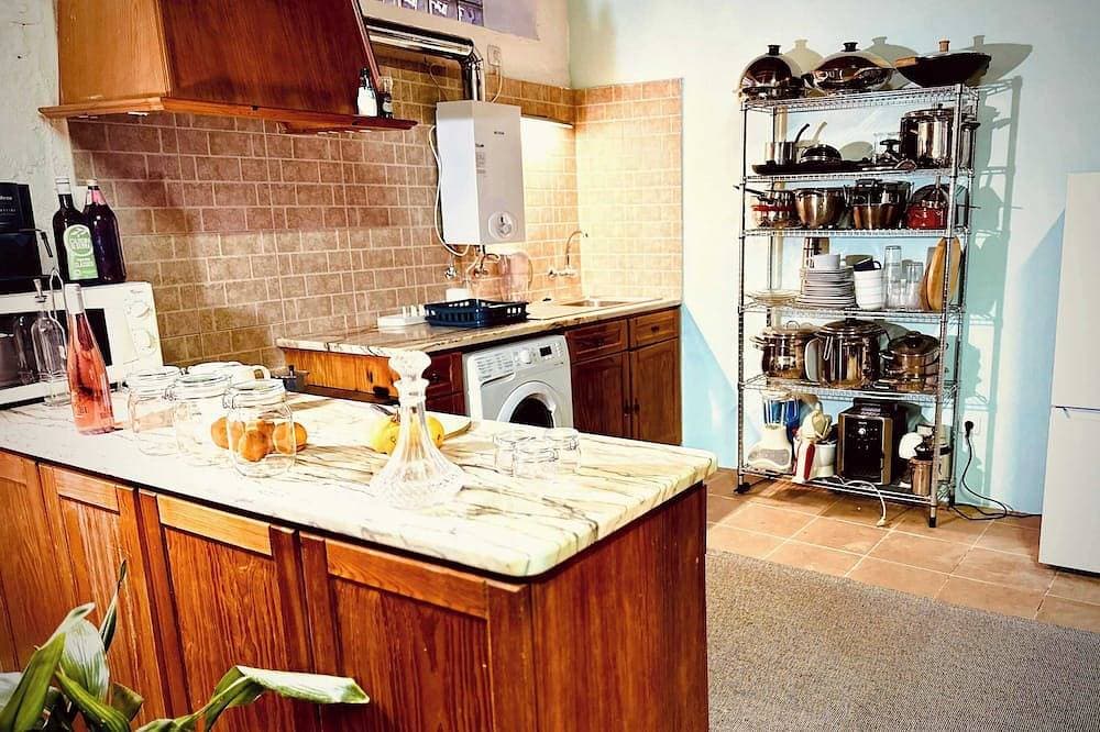 Foto 9 von 30: Charmantes Weinlager-Loft mit Terrasse, Pizzaofen & Kamin – 15 Min. zum Strand