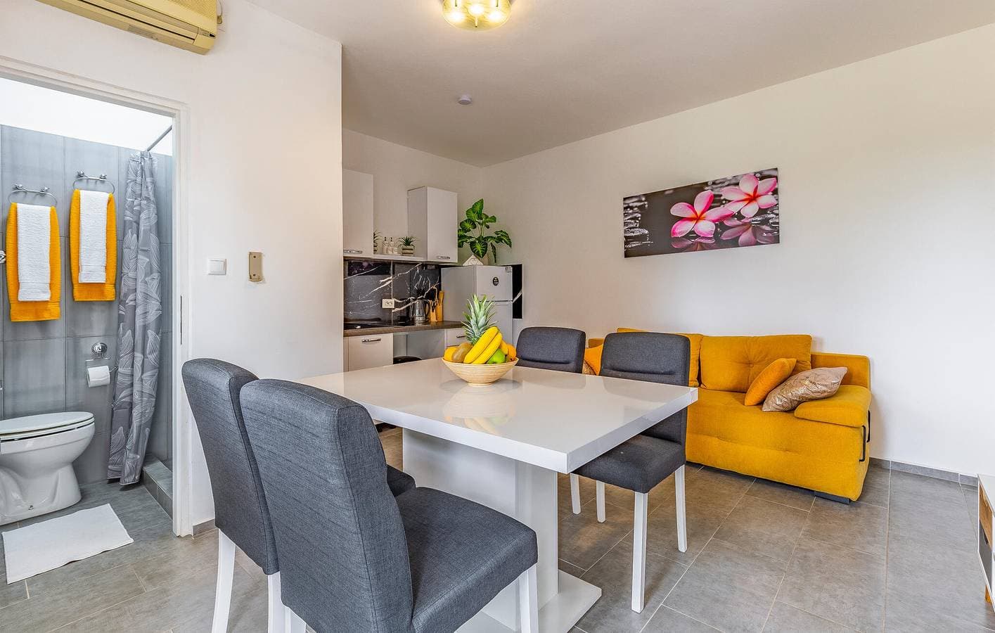 Foto 12 von 21: Gemütliche Wohnung mit Terrasse, in Strandnähe und mit kostenlosen Parkplätzen